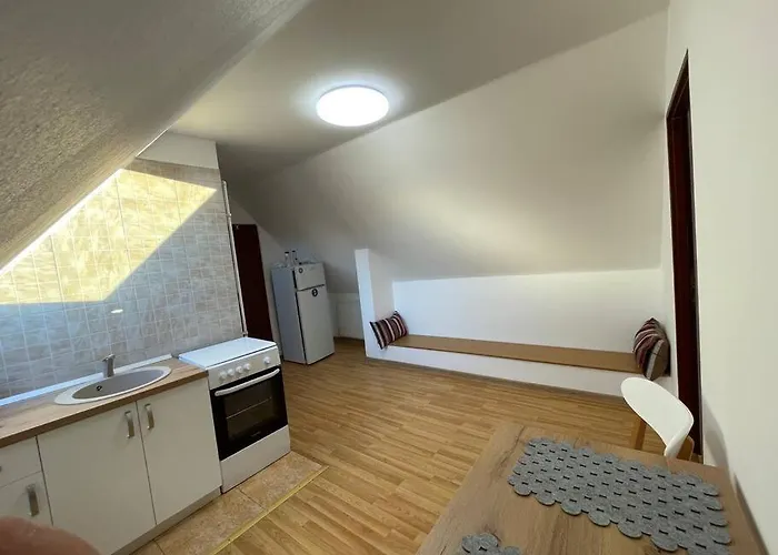 Easy Living - Old Town *