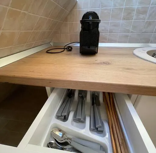 Easy Living - Old Town